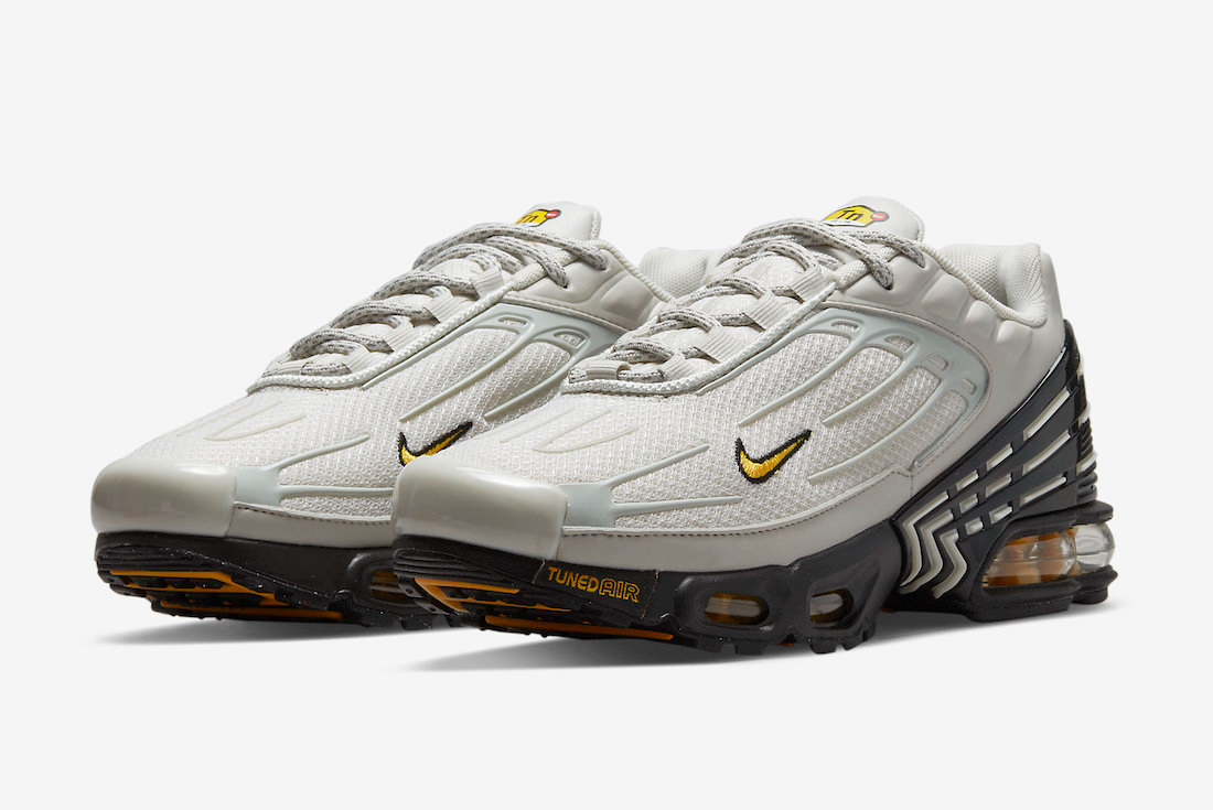 Air Max Plus 3 'Light Bone University Gold' DQ1105-001 - vstockx