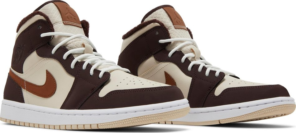 Wmns Air Jordan 1 Mid SE  Cream Dark Chocolate  DO6699-200 - vstockx