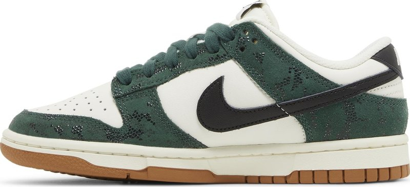 Wmns Dunk Low  Green Snake  FQ8893-397 - vstockx