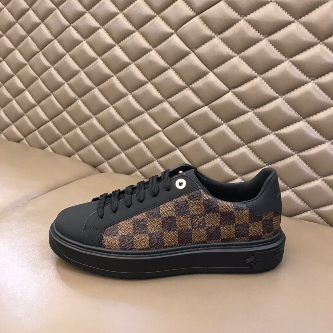 Louis Vuitton Low Top sneaker 18 - vstockx