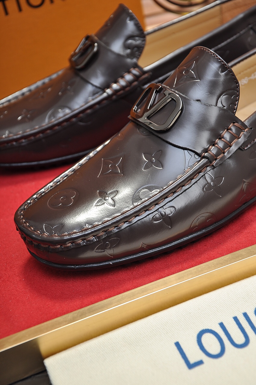 Louis Vuitton Leather Boots 52 - vstockx