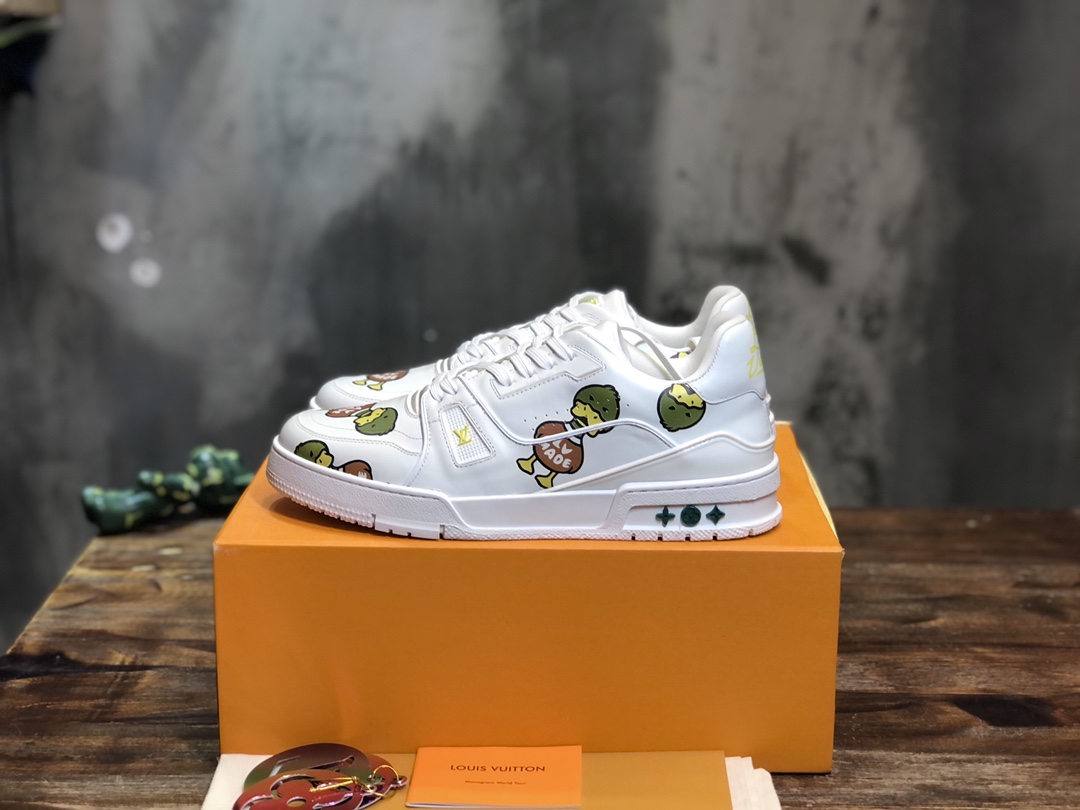 Louis Vuitton Trainer Sneakers 56 - vstockx