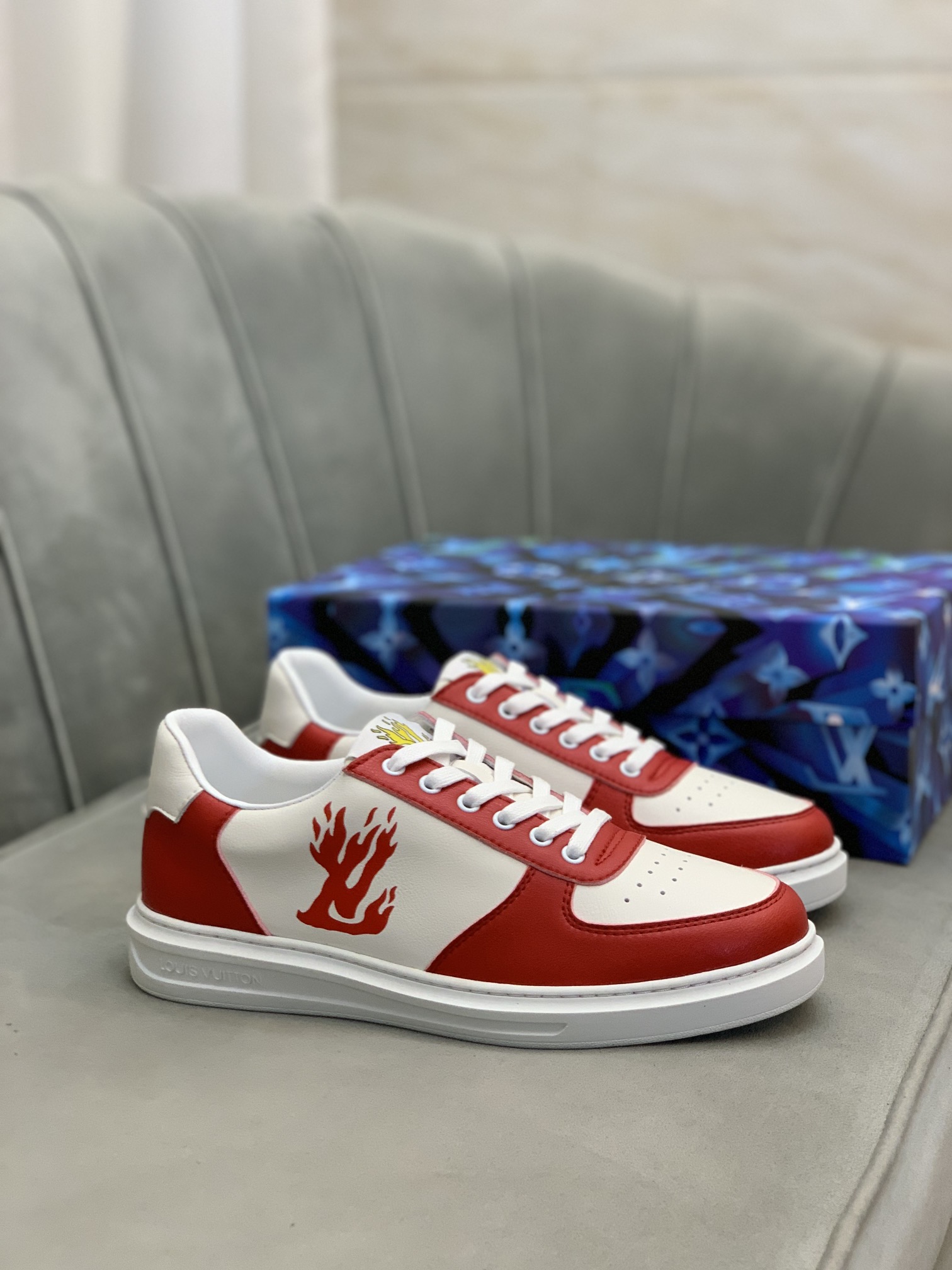 Louis Vuitton Low Top sneaker 5 - vstockx