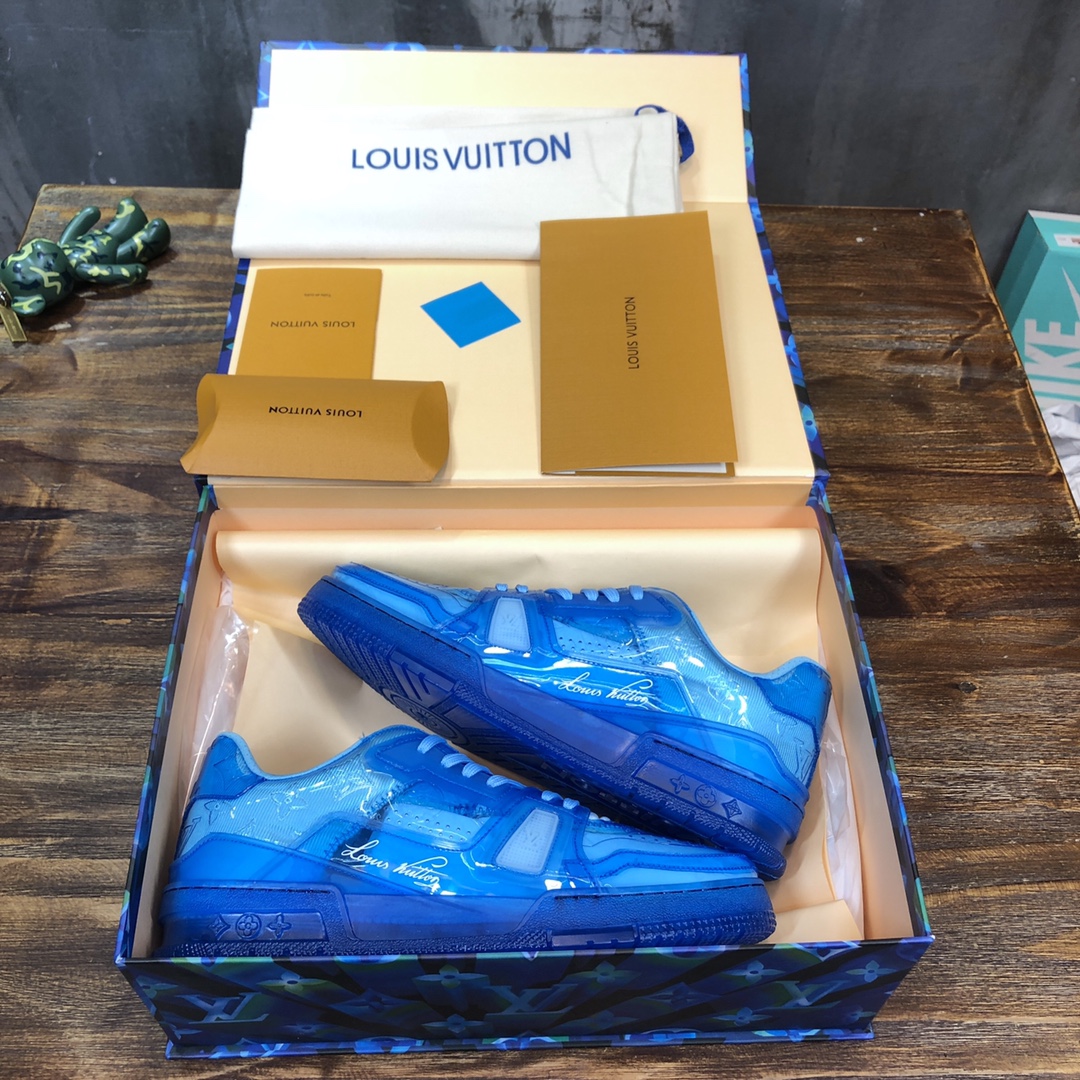 Louis Vuitton Trainer Sneakers 39 - vstockx