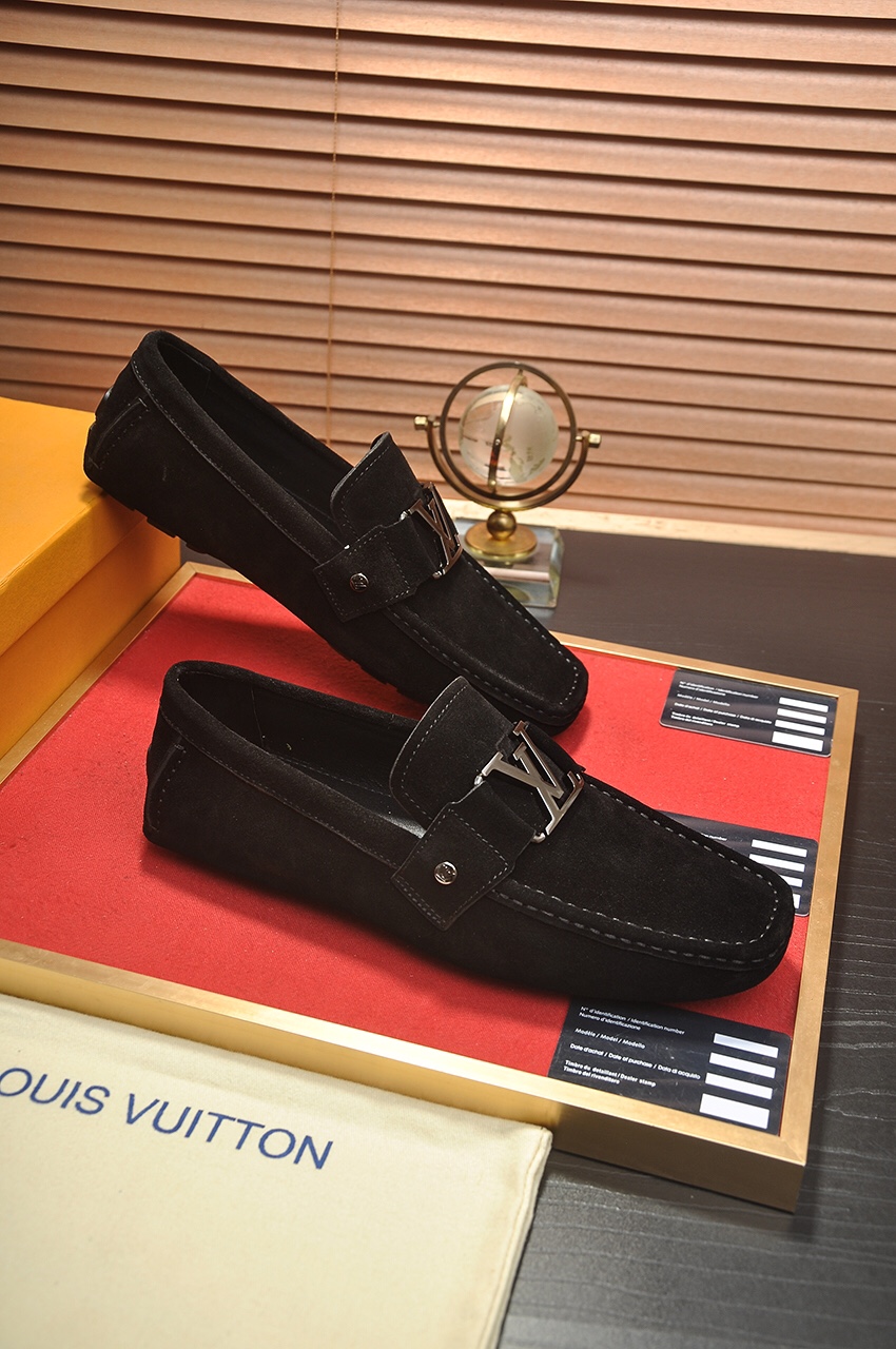 Louis Vuitton Leather Boots 38 - vstockx