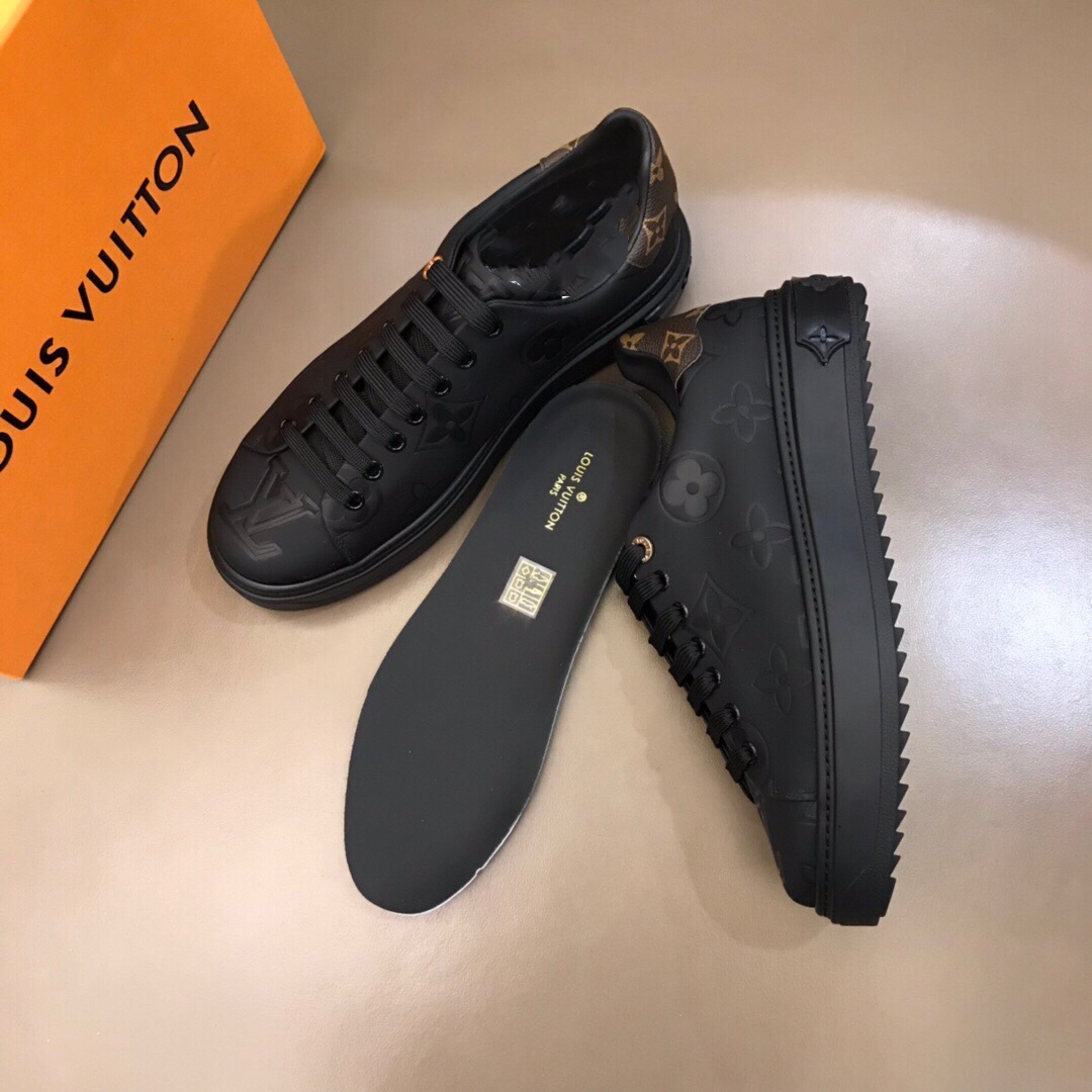 Louis Vuitton Low Top sneaker 53 - vstockx