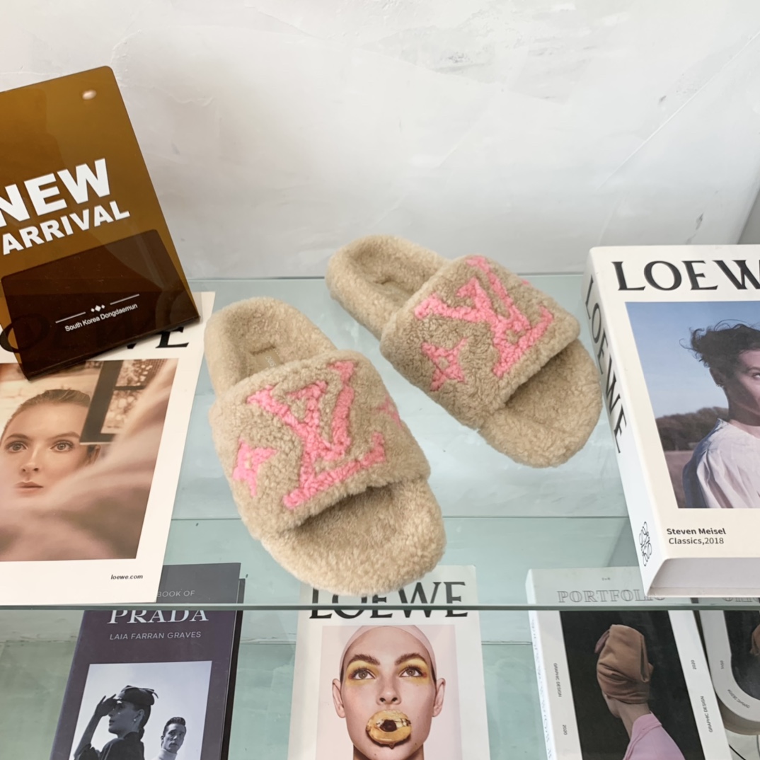 Louis Vuitton GLORIA FLAT LOAFERS WOMEN 12 - vstockx