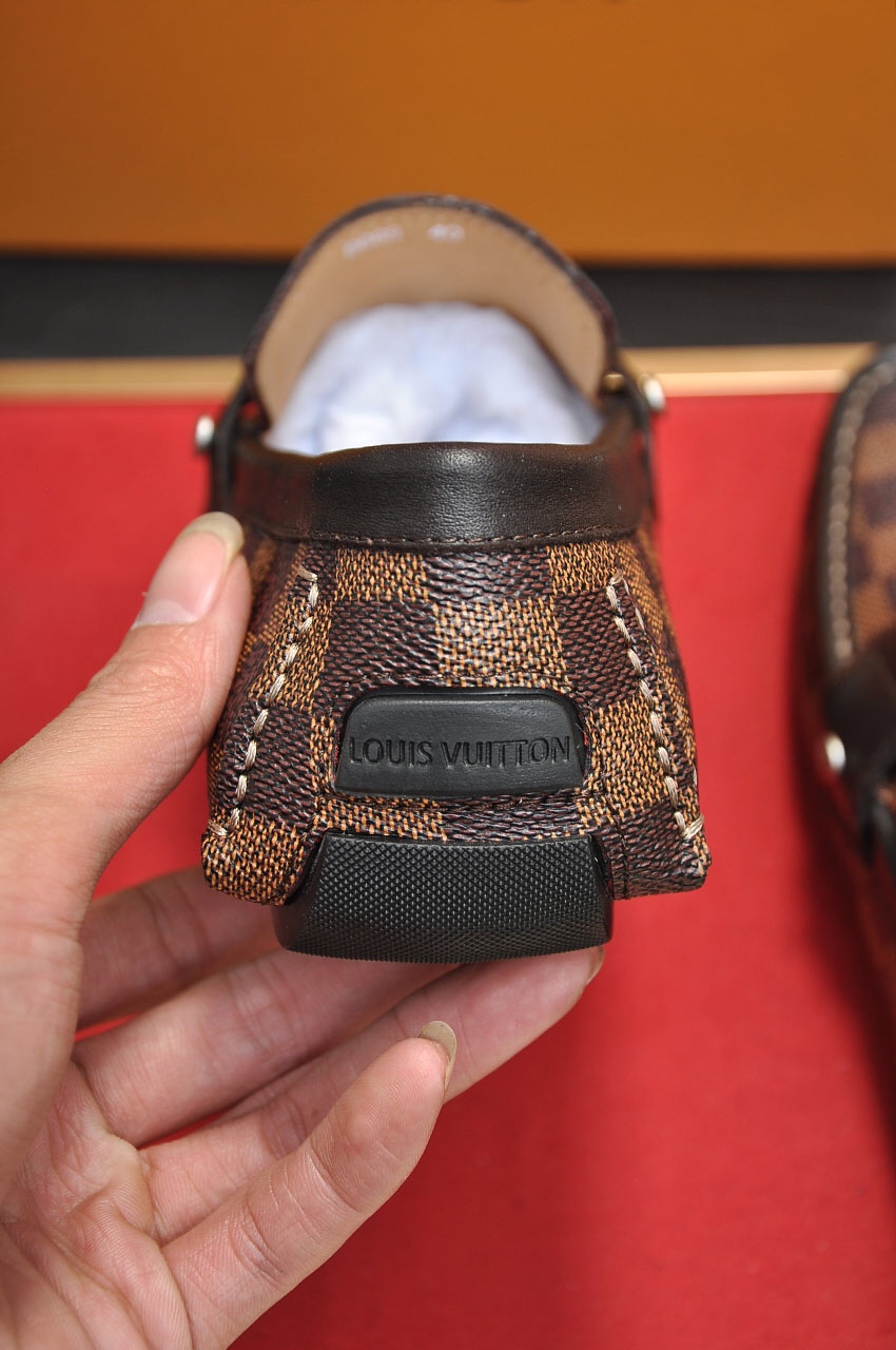 Louis Vuitton Leather Boots 9 - vstockx