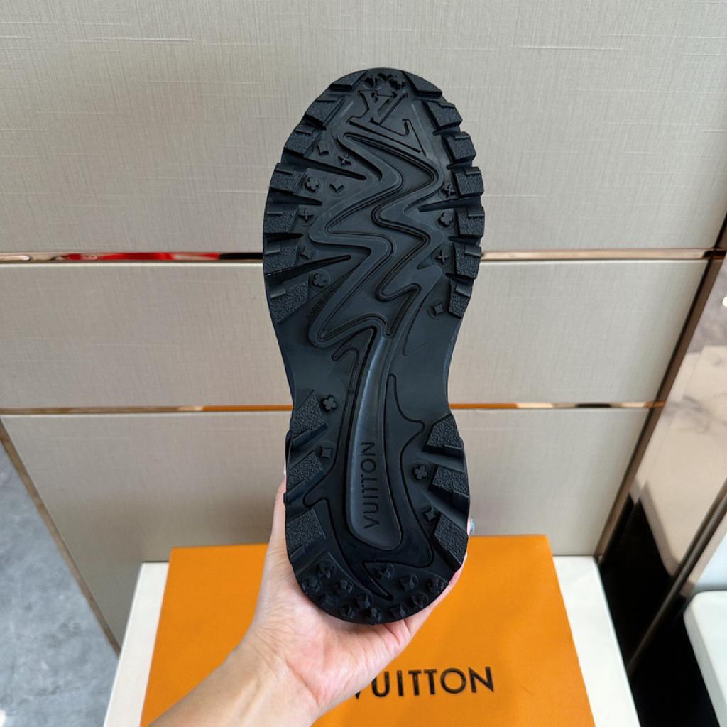 Louis Vuitton Runner Tatic Black - vstockx