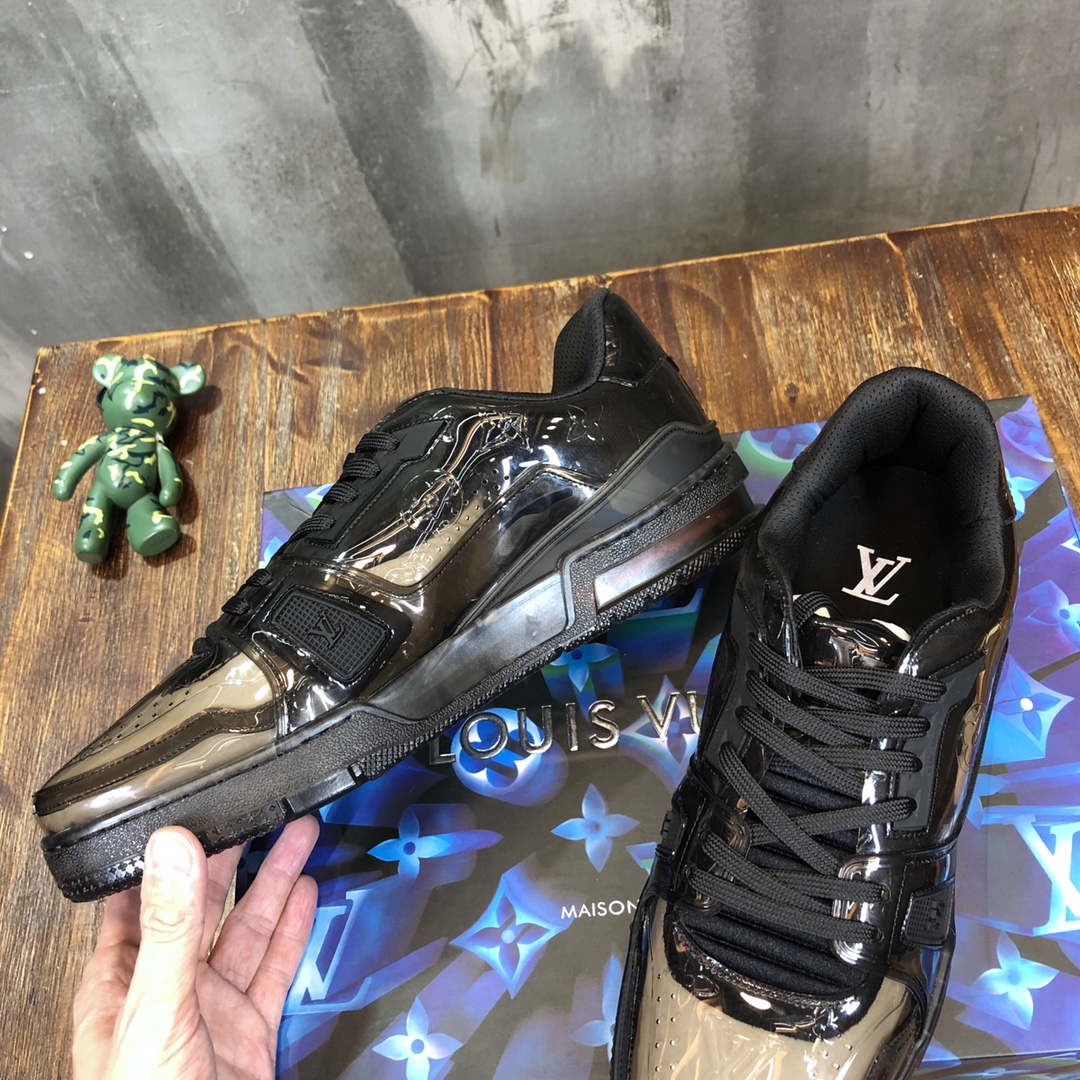 Louis Vuitton Trainer Sneakers 42 - vstockx