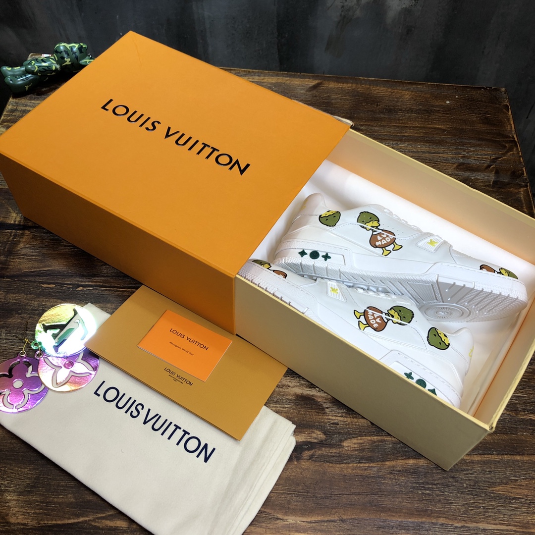 Louis Vuitton Trainer Sneakers 56 - vstockx