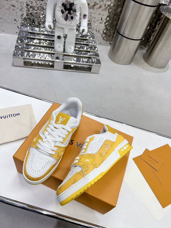 Louis Vuitton Trainer White Yellow Monogram - vstockx