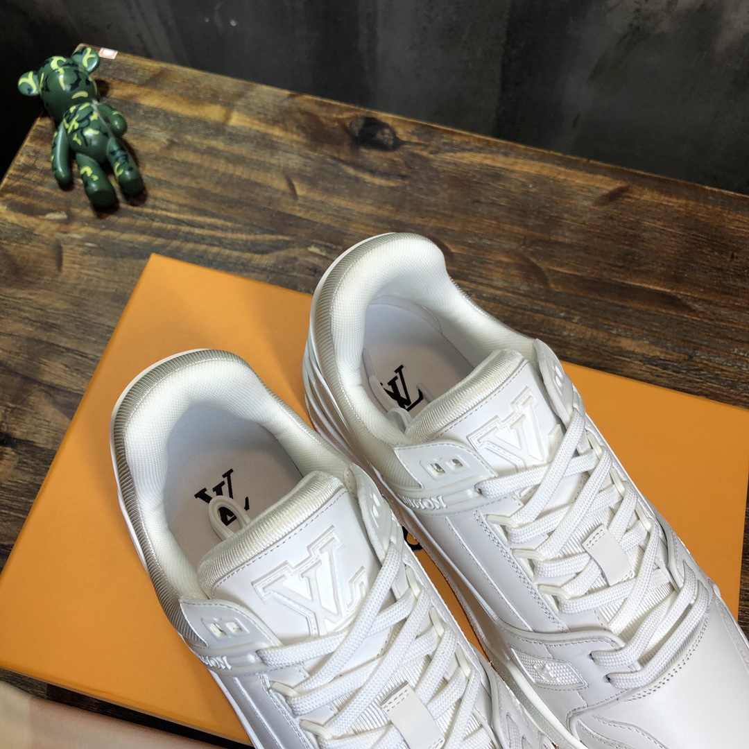 Louis Vuitton Trainer Sneakers 50 - vstockx