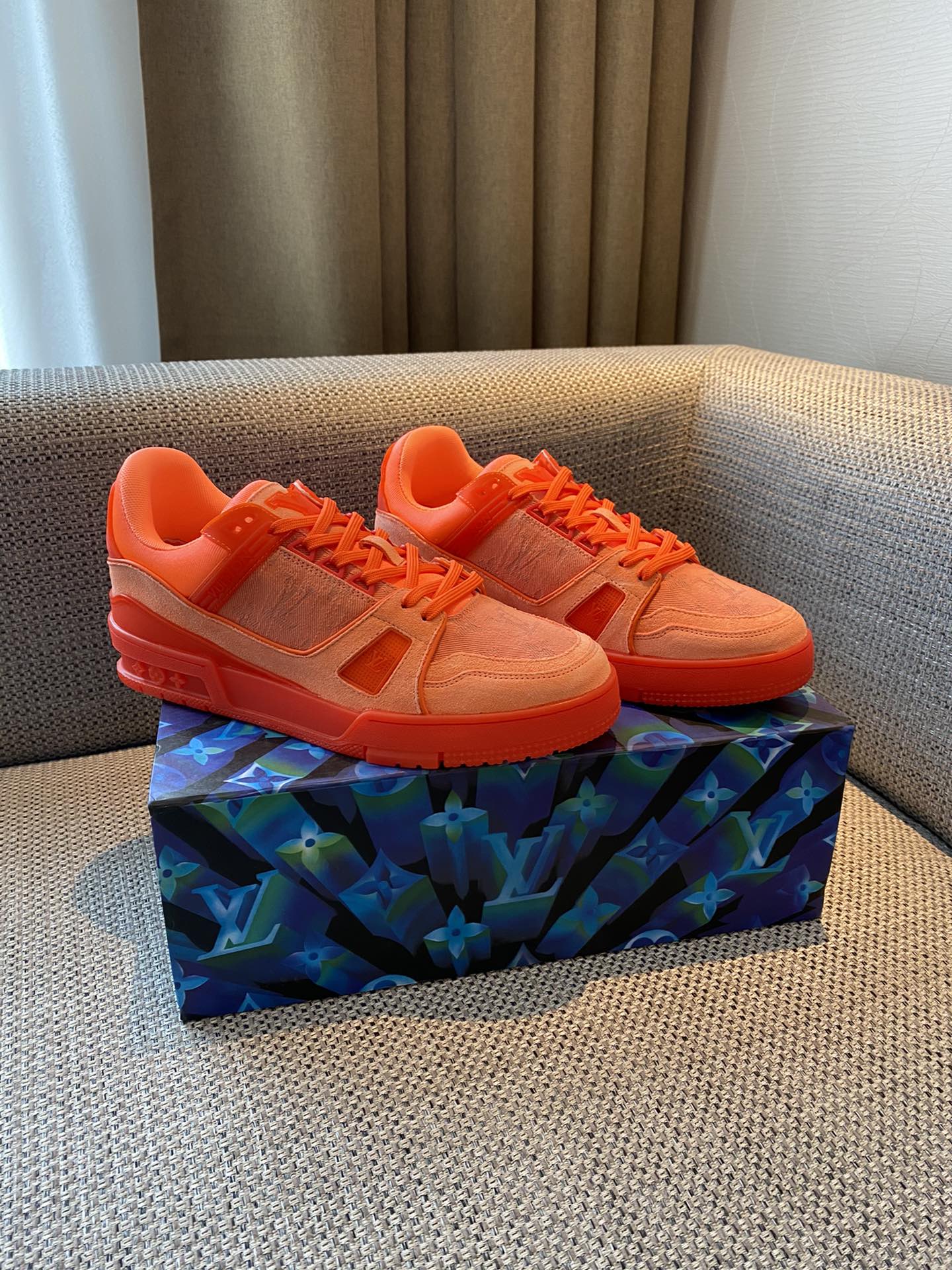 Louis Vuitton LV TRAINERS SNEAKER 9 - vstockx