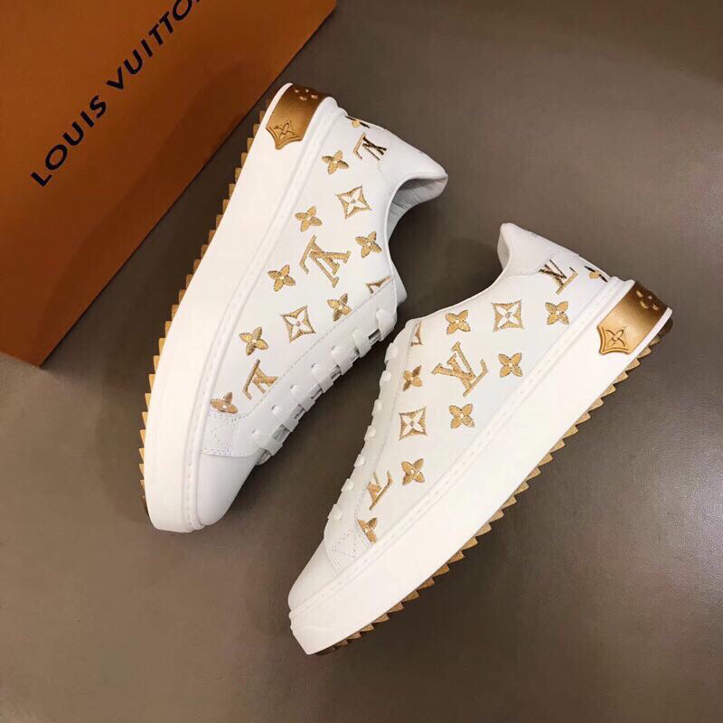 Louis Vuitton Low Top sneaker 30 - vstockx