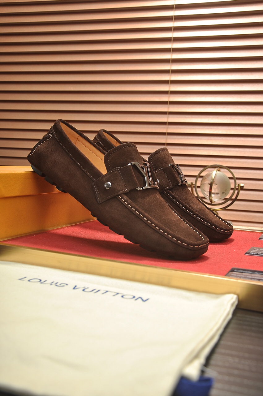 Louis Vuitton Leather Boots 37 - vstockx