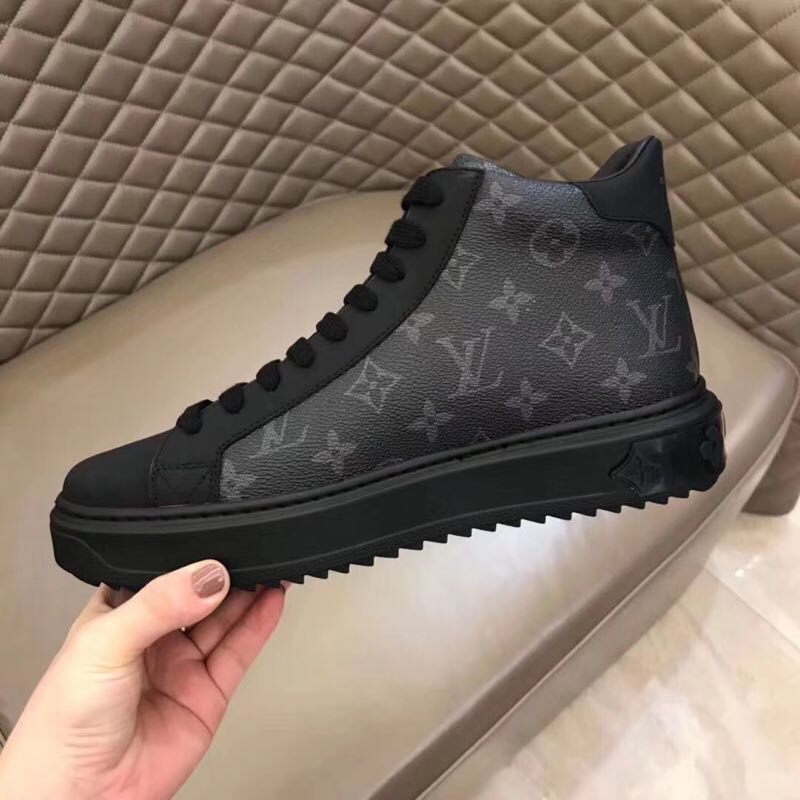 Louis Vuitton High Top sneaker 8 - vstockx