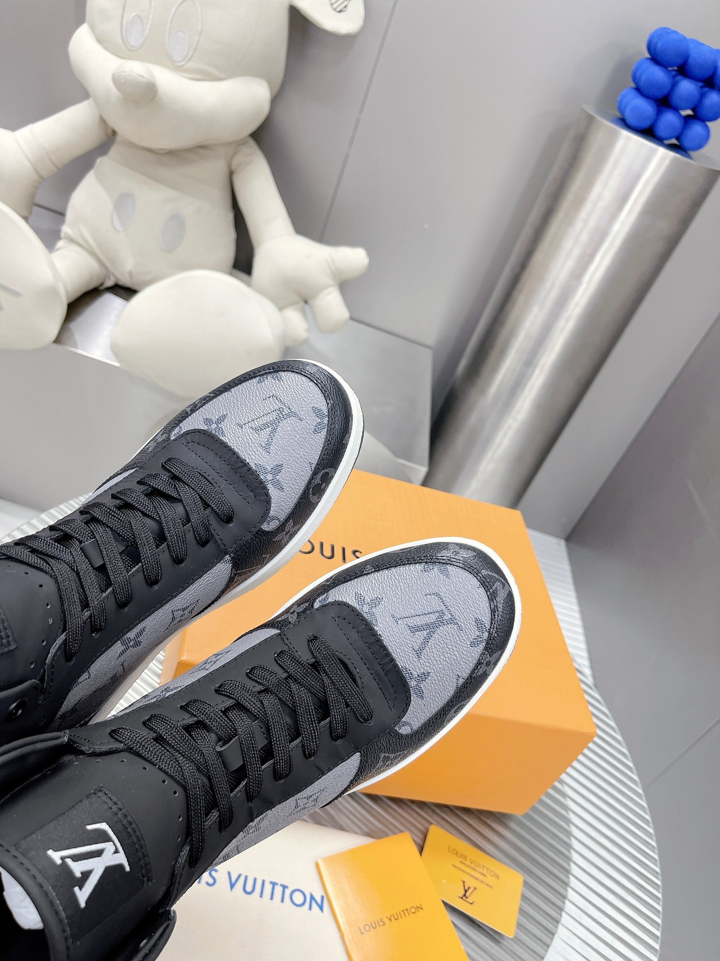 Louis Vuitton RIVOLI TRAINER BOOTS SNEAKER 11 - vstockx
