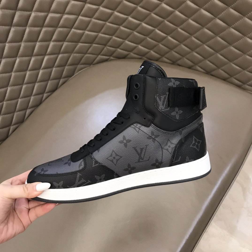 Louis Vuitton Rivoli sneaker 20 - vstockx
