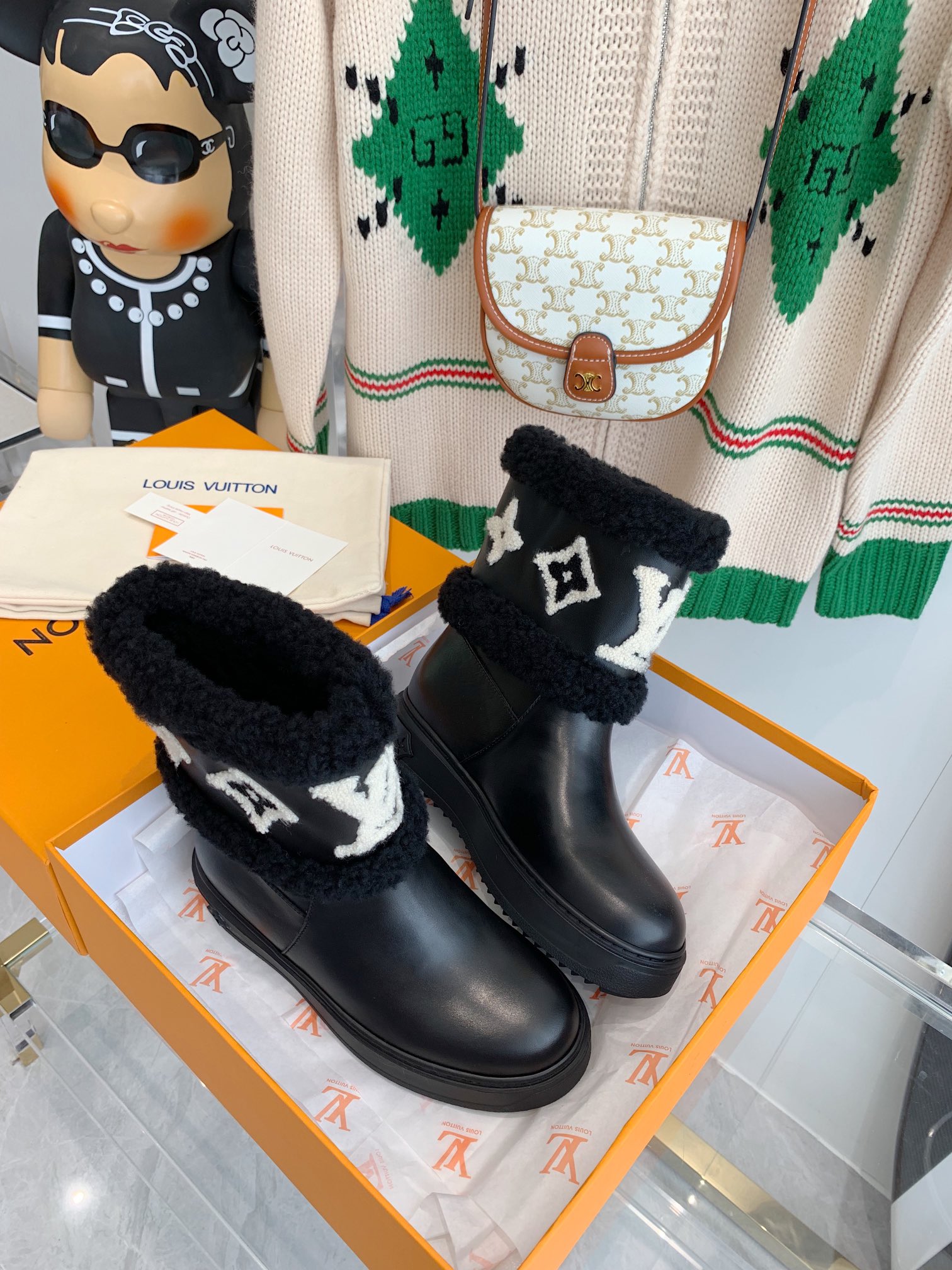 Louis Vuitton SNOWDROP FLAT ANKLE BOOTS WOMEN 13 - vstockx