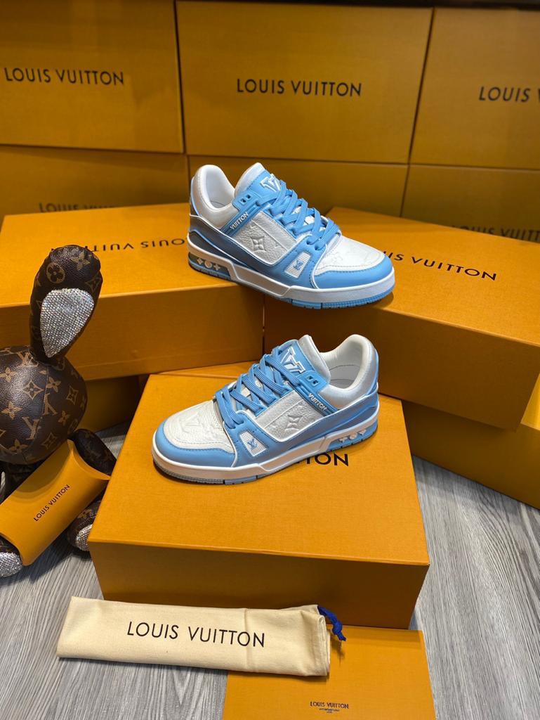 Louis Vuitton Trainer Low White Sky Blue - vstockx