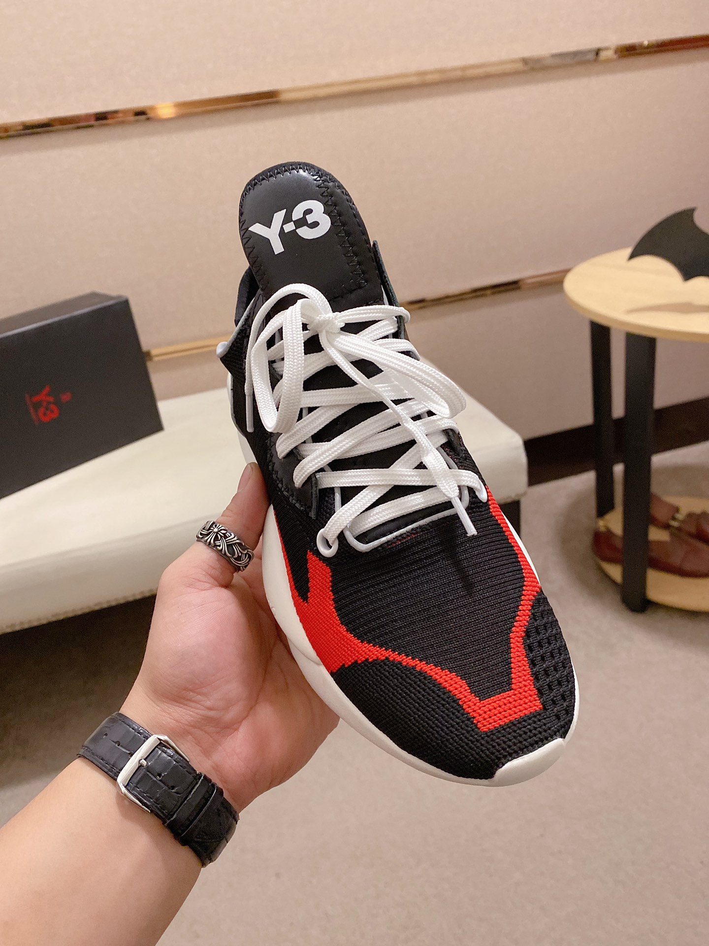 Y-3 Kaiwa Lace-Up Sneakers 13 - vstockx