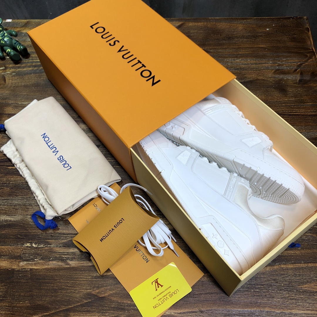 Louis Vuitton Trainer Sneakers 50 - vstockx