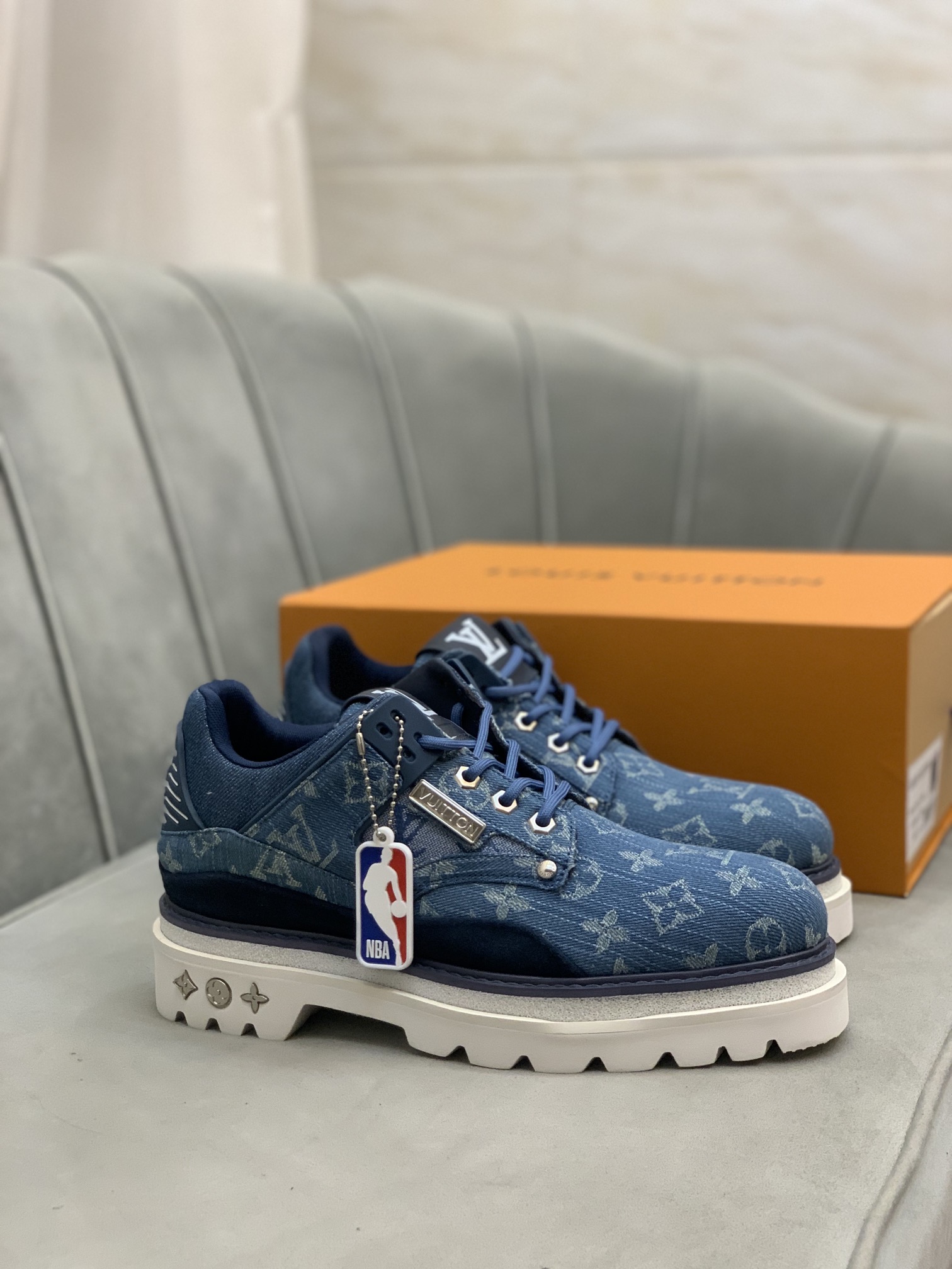 Louis Vuitton 1a8jtx Oberkampf Ankle Boots/Booties 5 - vstockx