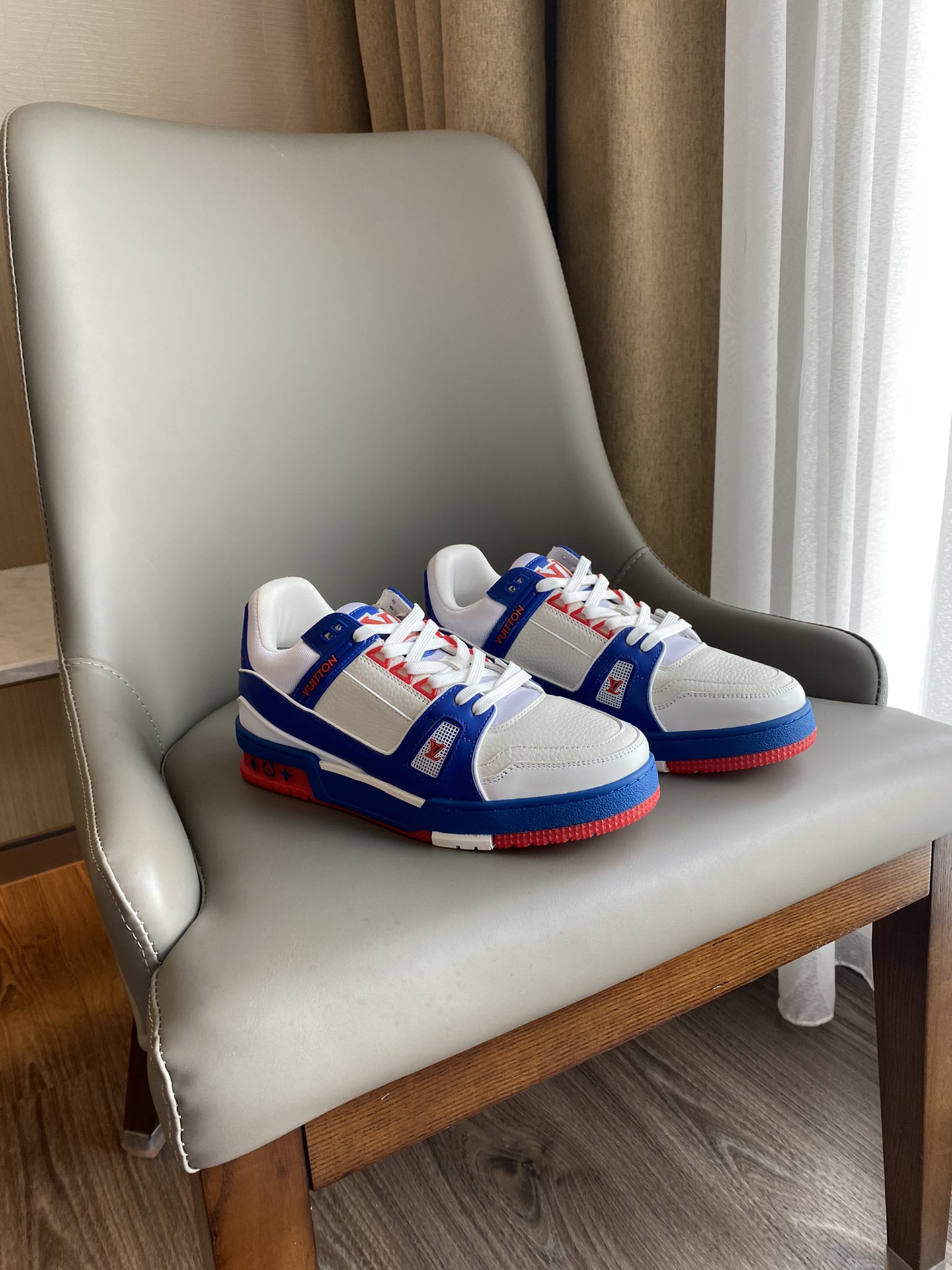 Louis Vuitton LV TRAINERS SNEAKER 9 - vstockx