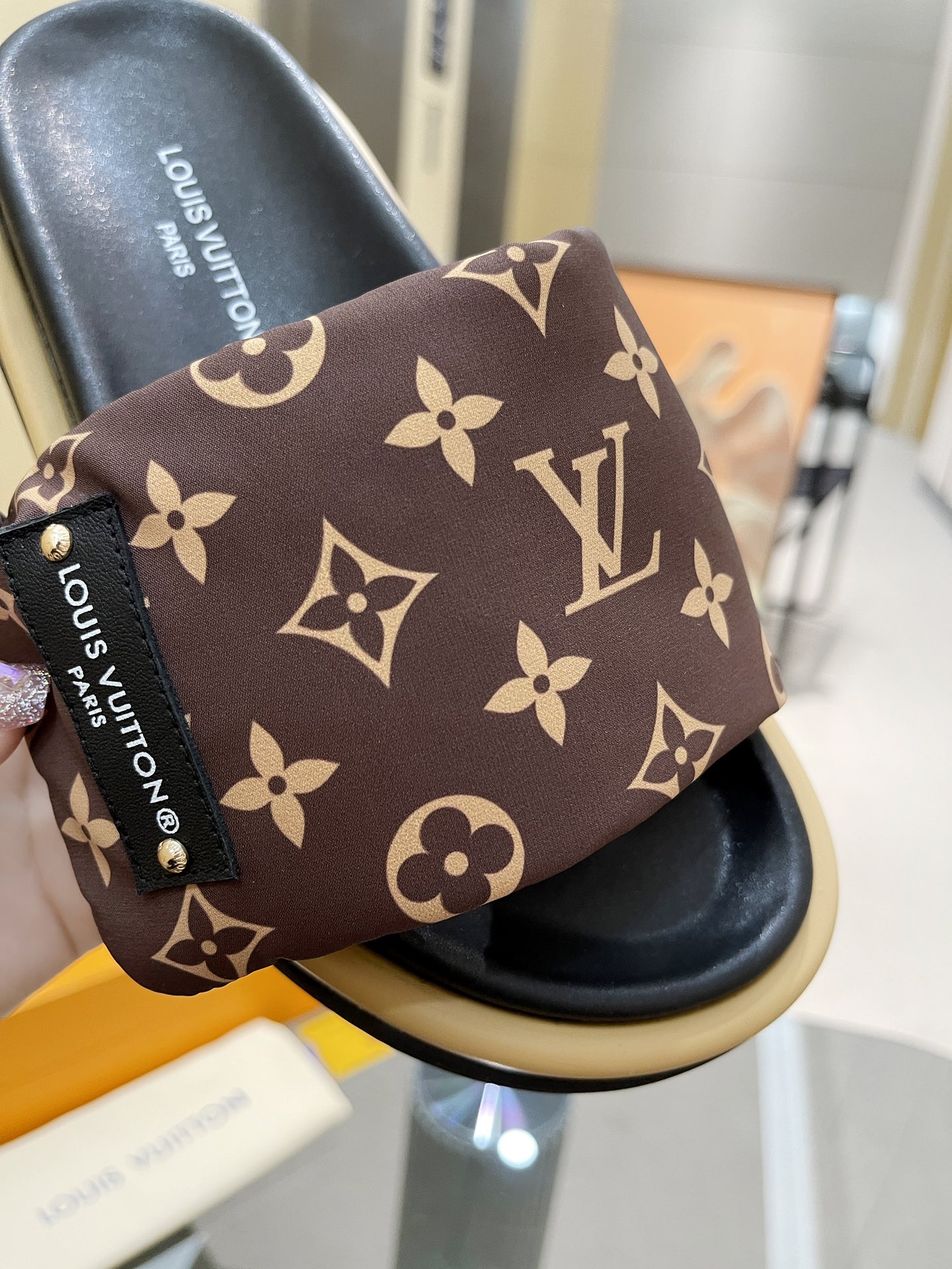 Louis Vuitton POOL PILLOW COMFORT MULES WOMEN 14 - vstockx
