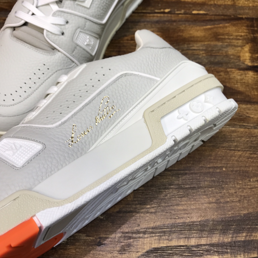 Louis Vuitton Trainer Sneakers 29 - vstockx