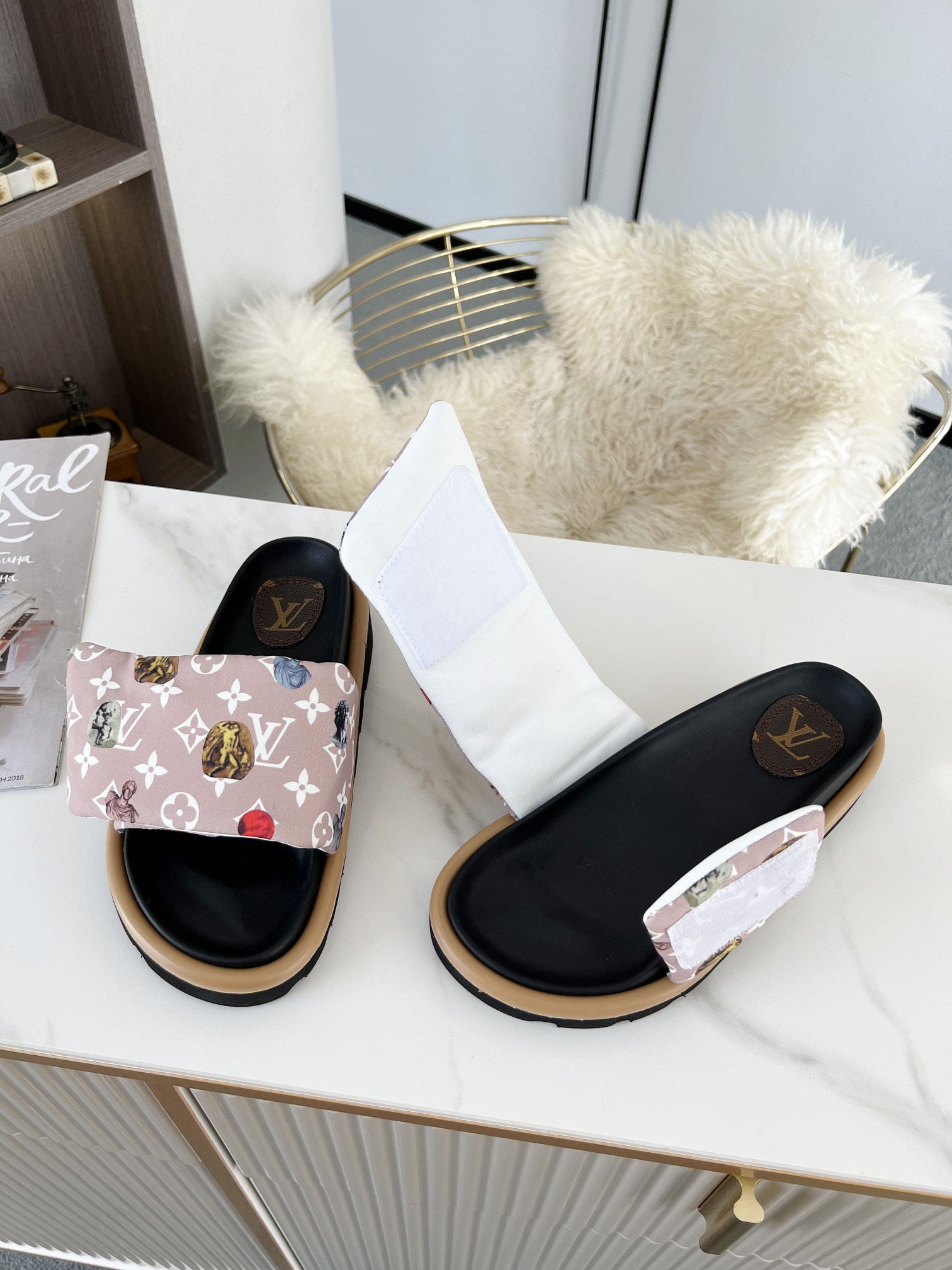 Louis Vuitton POOL PILLOW COMFORT MULES WOMEN 5 - vstockx