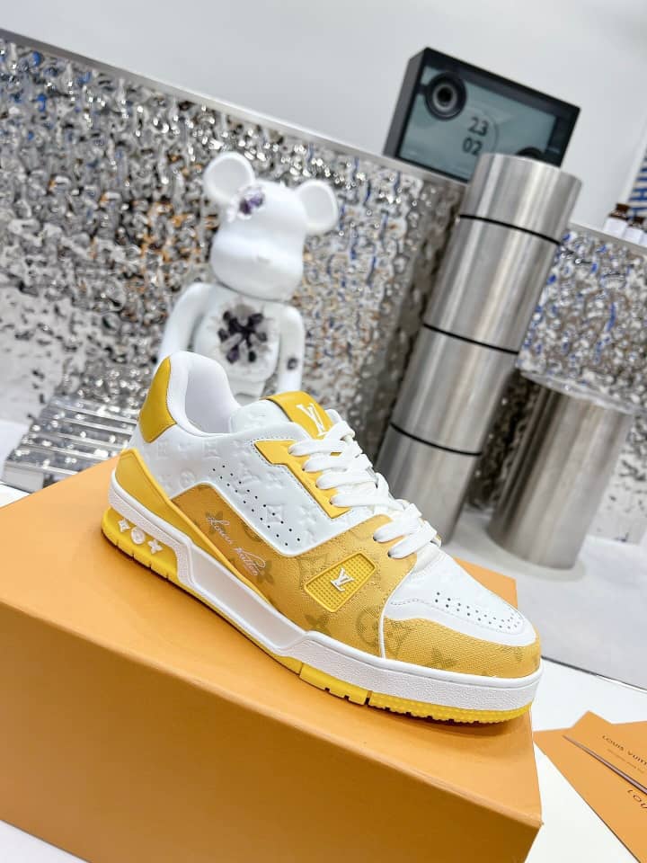 Louis Vuitton Trainer White Yellow Monogram - vstockx