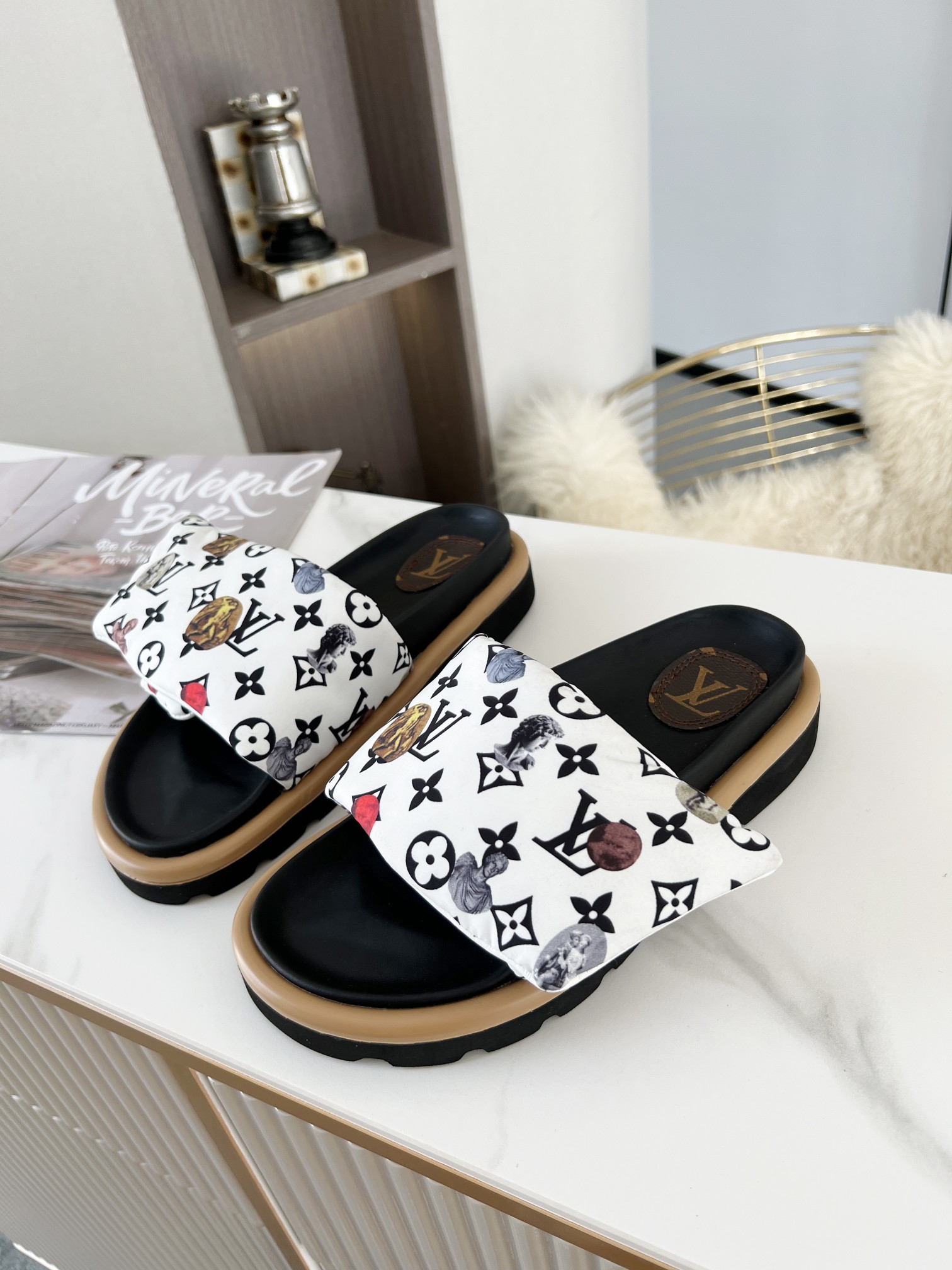 Louis Vuitton POOL PILLOW COMFORT MULES WOMEN 5 - vstockx