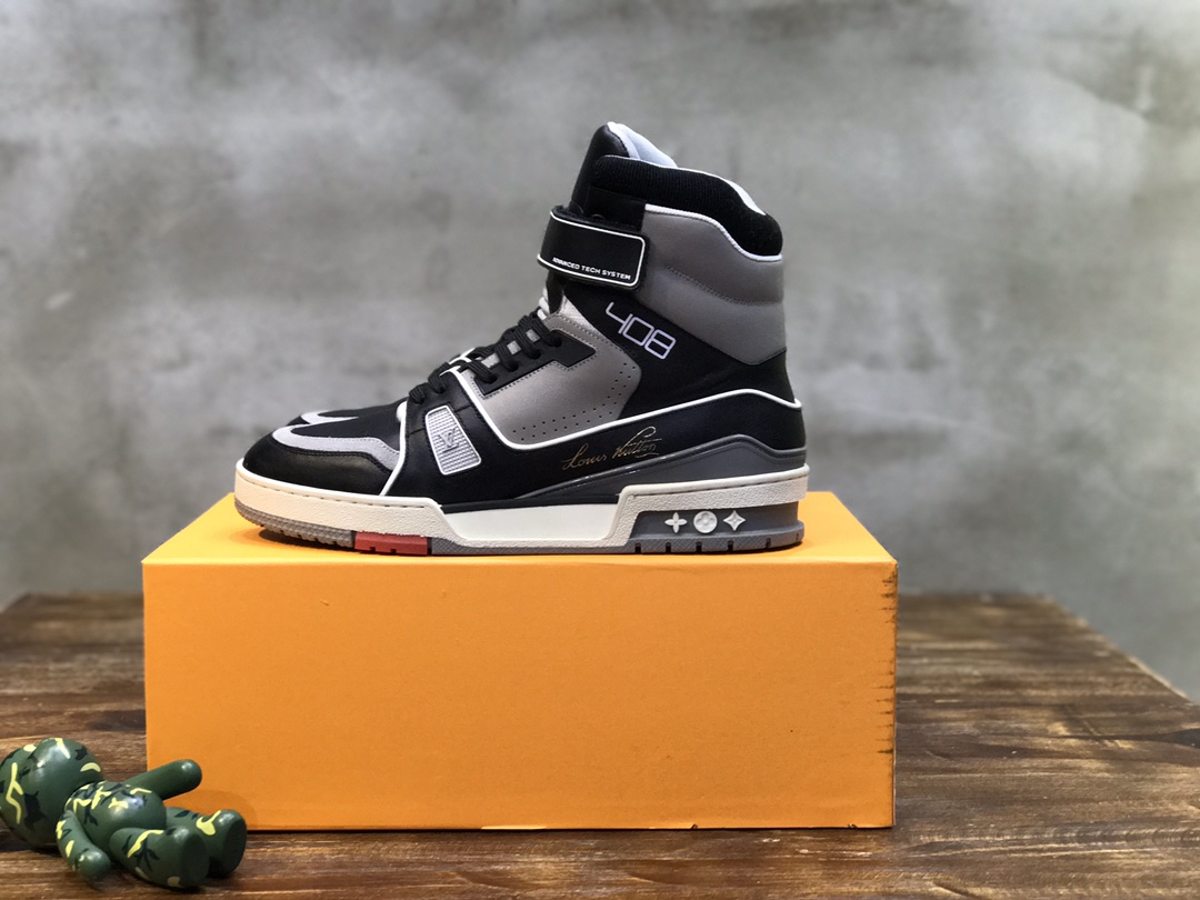 Louis Vuitton Trainer Sneakers 25 - vstockx