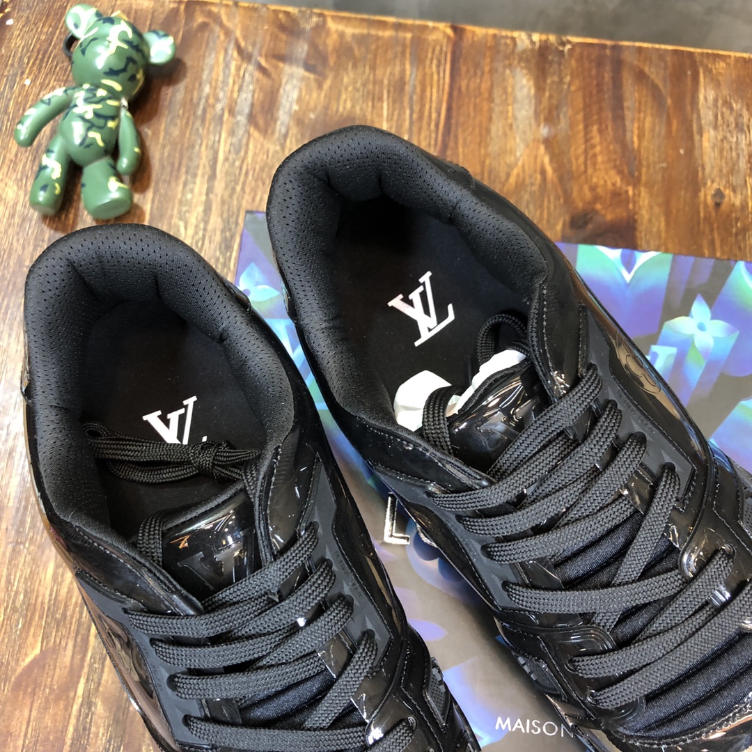 Louis Vuitton Trainer Sneakers 42 - vstockx