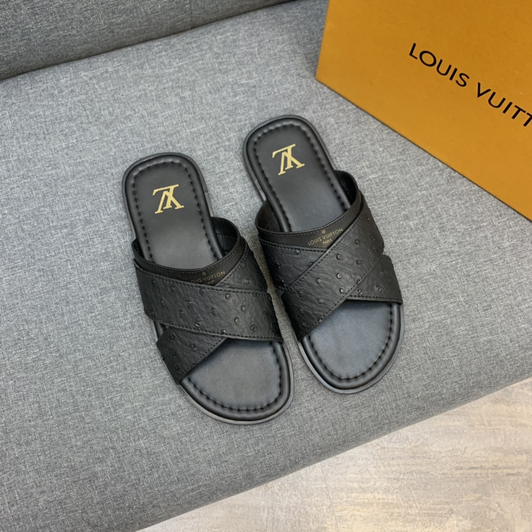 Louis Vuitton Slipper 136 - vstockx