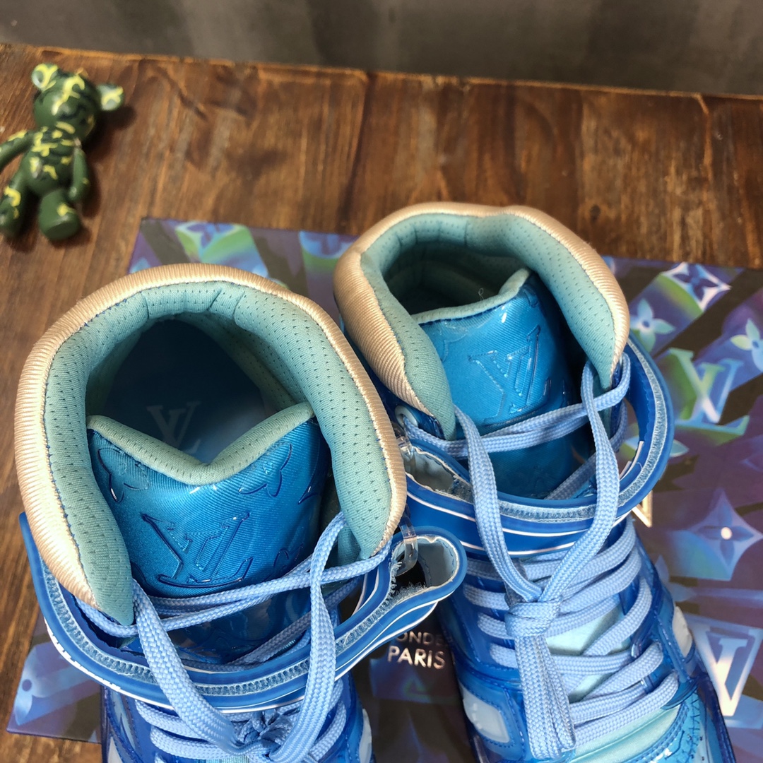 Louis Vuitton Trainer Sneakers 44 - vstockx