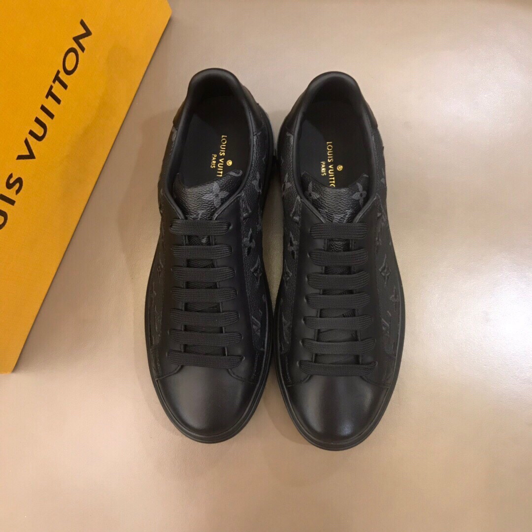Louis Vuitton Low Top sneaker 35 - vstockx