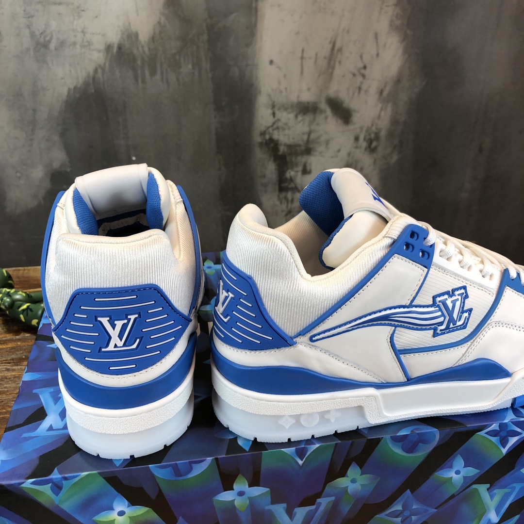 Louis Vuitton Trainer Sneakers 10 - vstockx