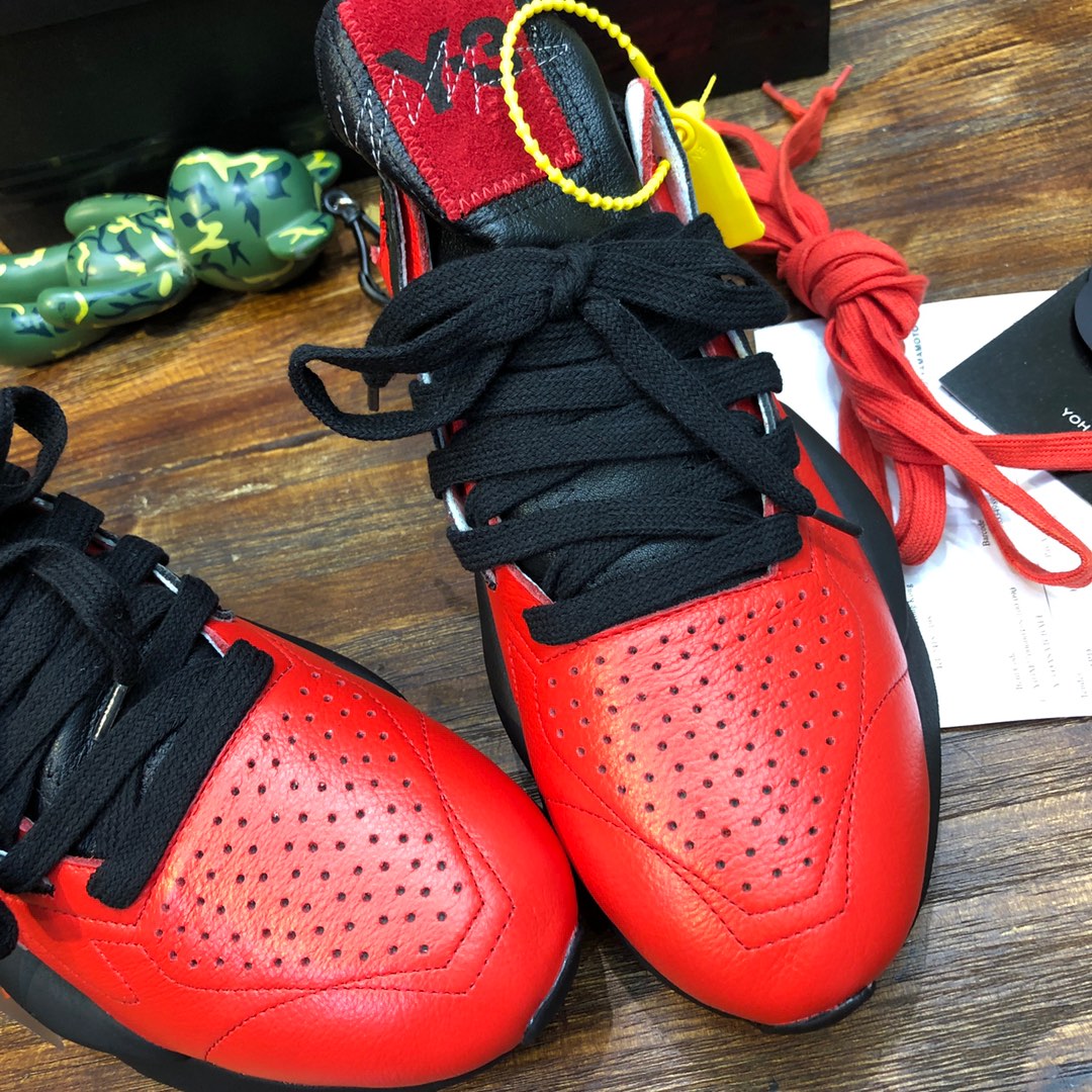 Y-3 Kaiwa Lace-Up Sneakers 37 - vstockx