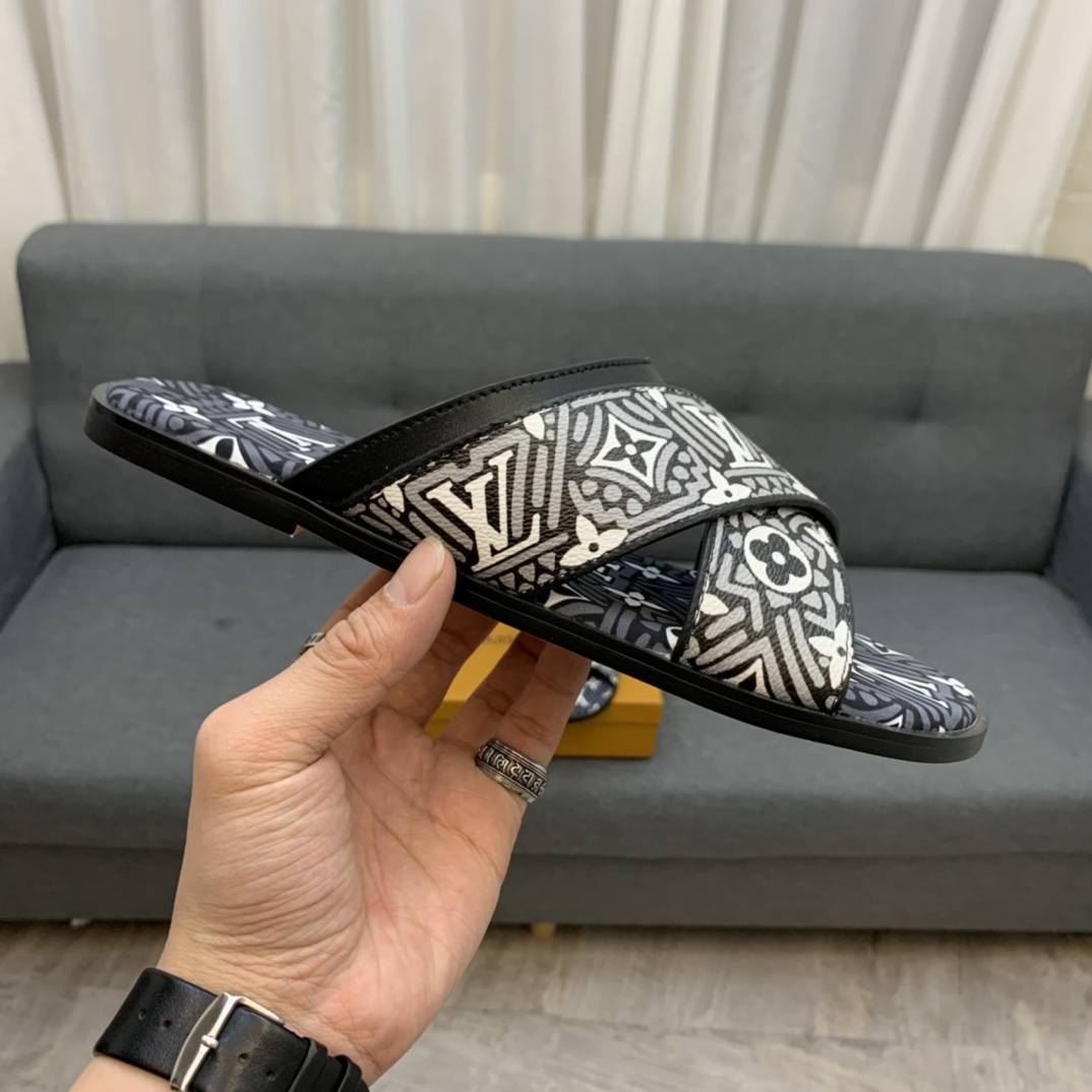 Louis Vuitton Slipper 126 - vstockx