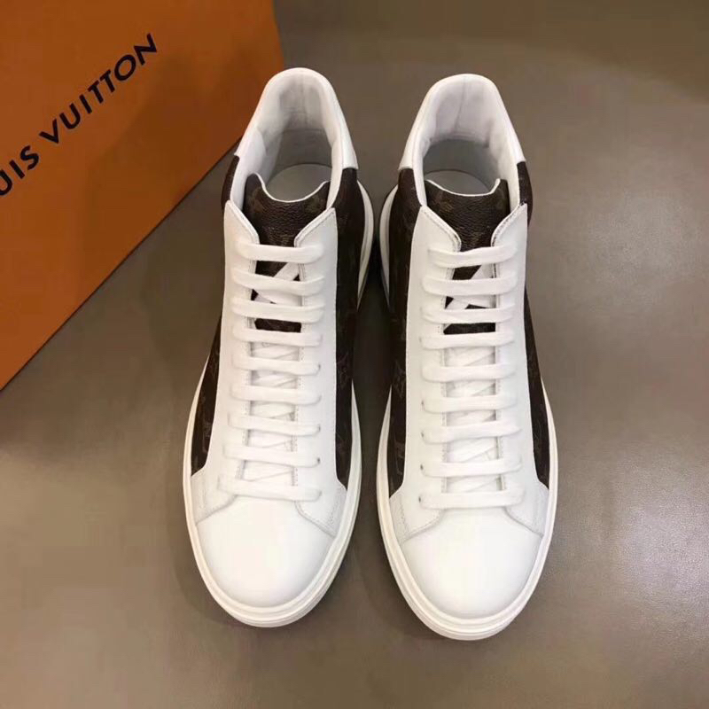 Louis Vuitton High Top sneaker 9 - vstockx