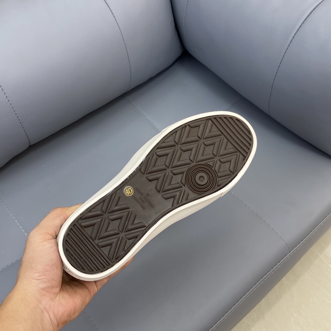 Louis Vuitton Monogram Denim sneaker 19 - vstockx