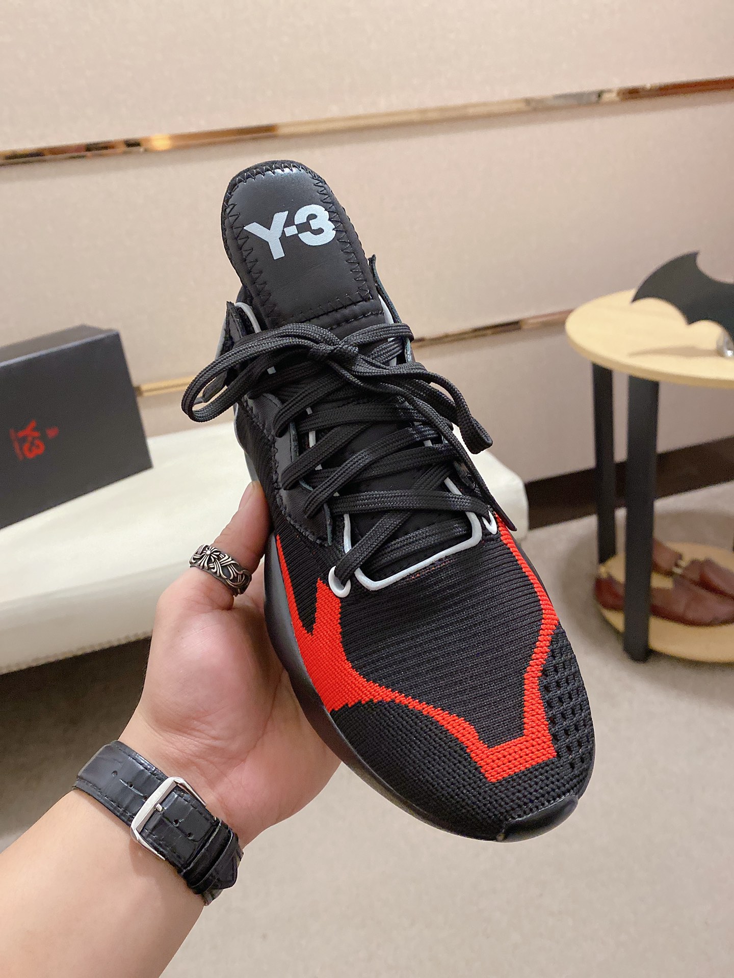Y-3 Kaiwa Lace-Up Sneakers 14 - vstockx