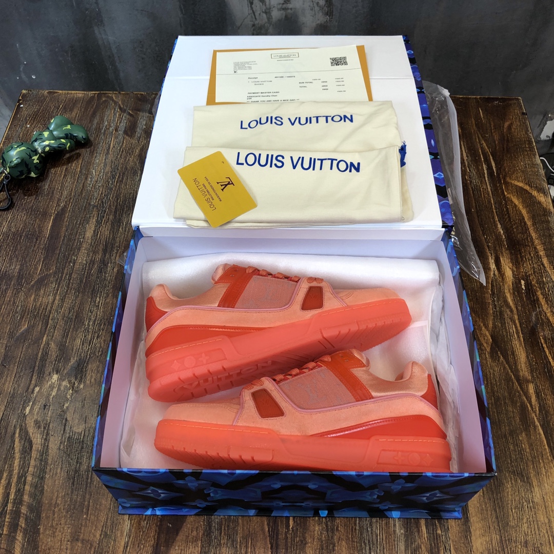 Louis Vuitton Trainer Sneakers 84 - vstockx