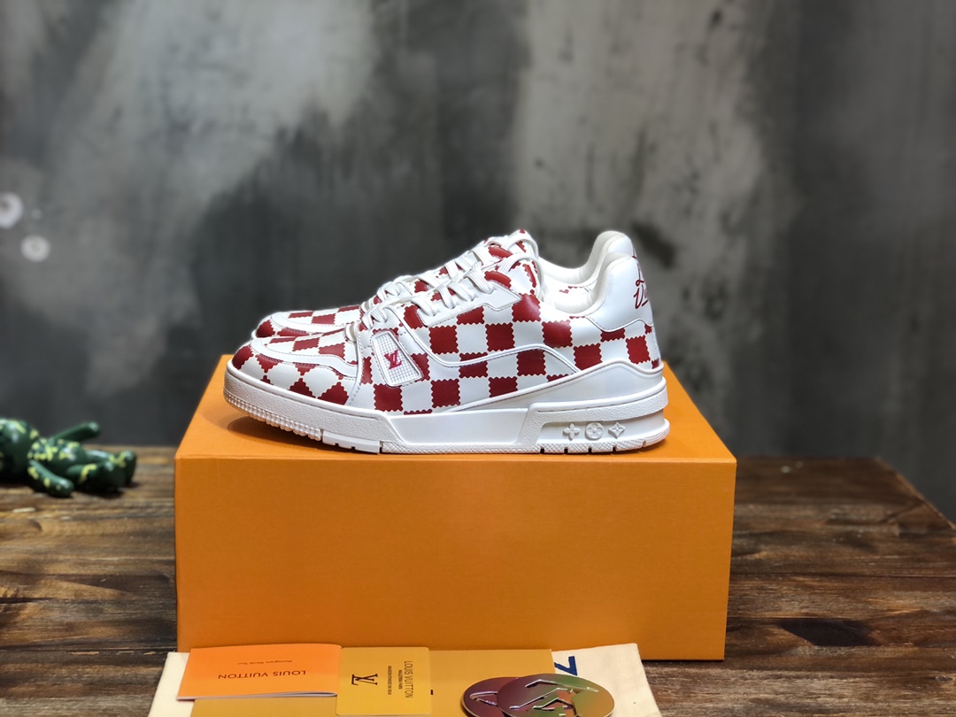 Louis Vuitton Trainer Sneakers 53 - vstockx