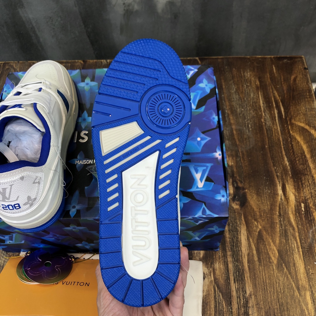 Louis Vuitton Trainer Sneakers 58 - vstockx