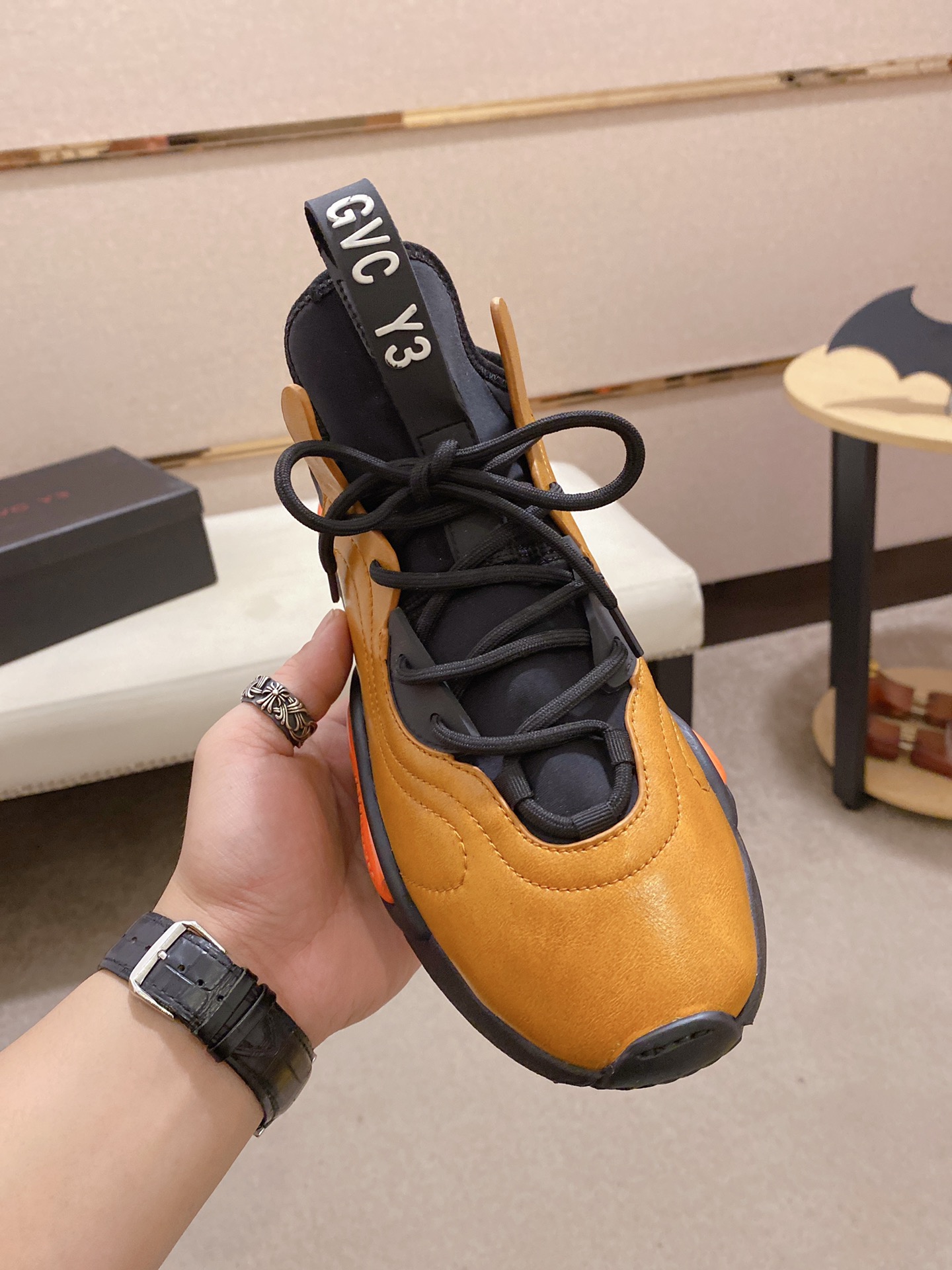 Y-3 Kaiwa Lace-Up Sneakers 4 - vstockx