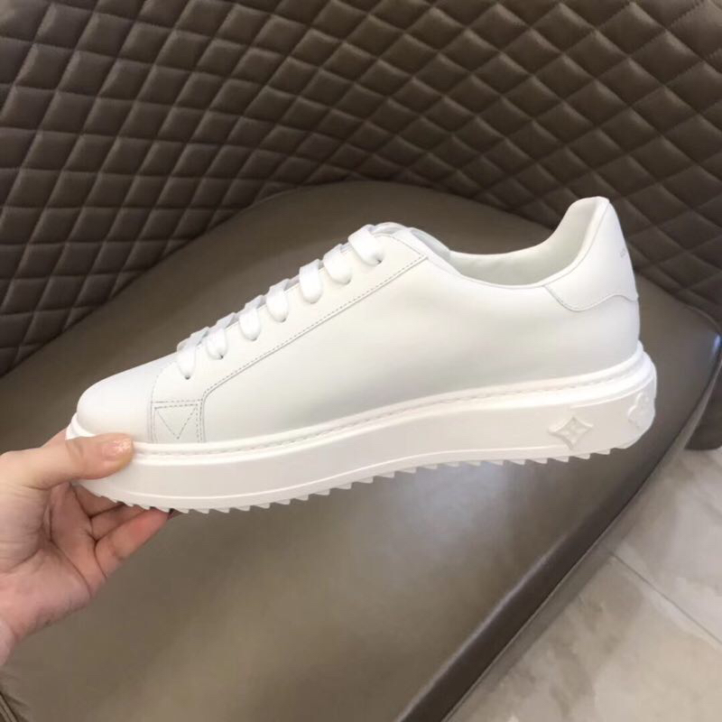 Louis Vuitton Low Top sneaker 21 - vstockx